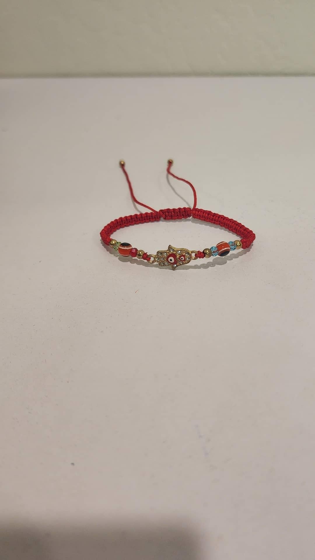 Bracelets/ Pulseras