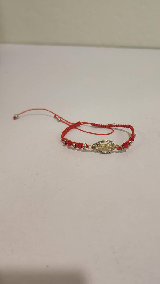 Bracelets/ Pulseras
