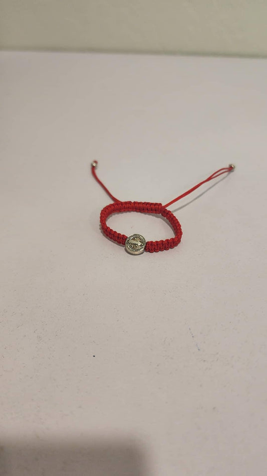 Bracelets/ Pulseras