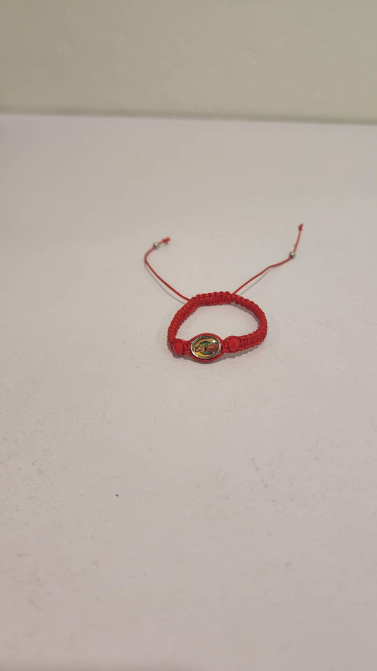 Bracelets/ Pulseras