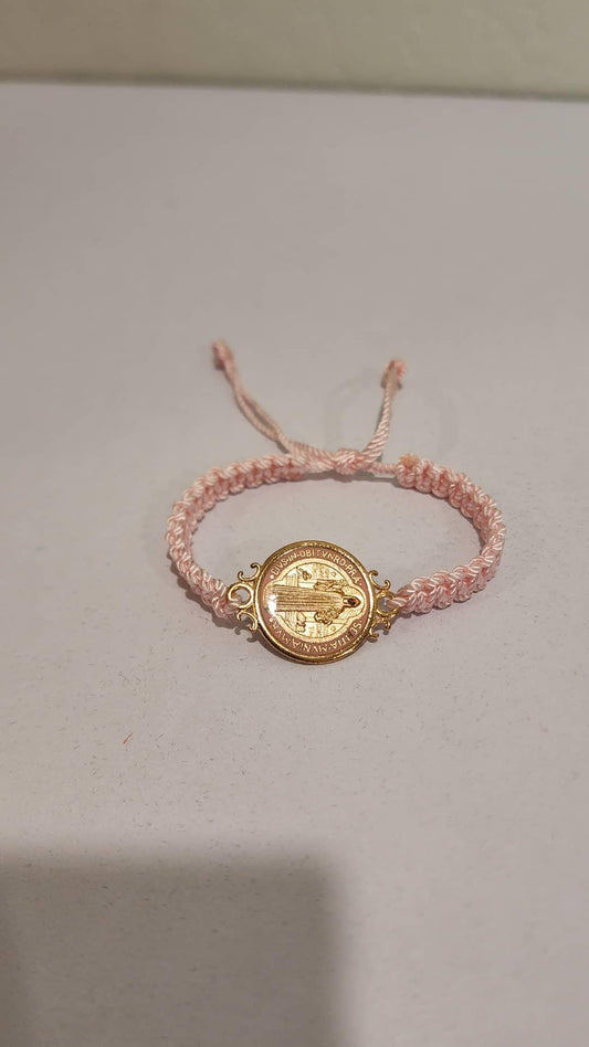 Bracelets/ Pulseras