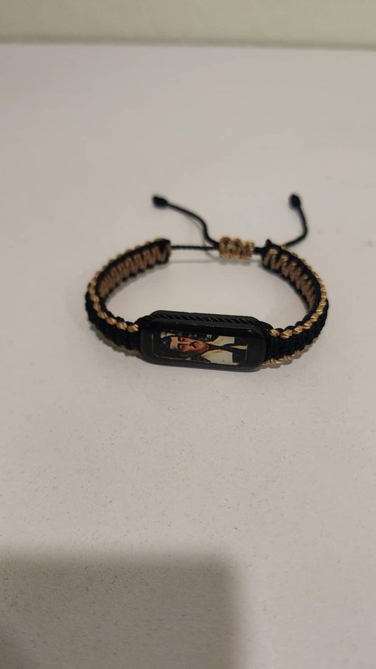 Bracelets/ Pulseras