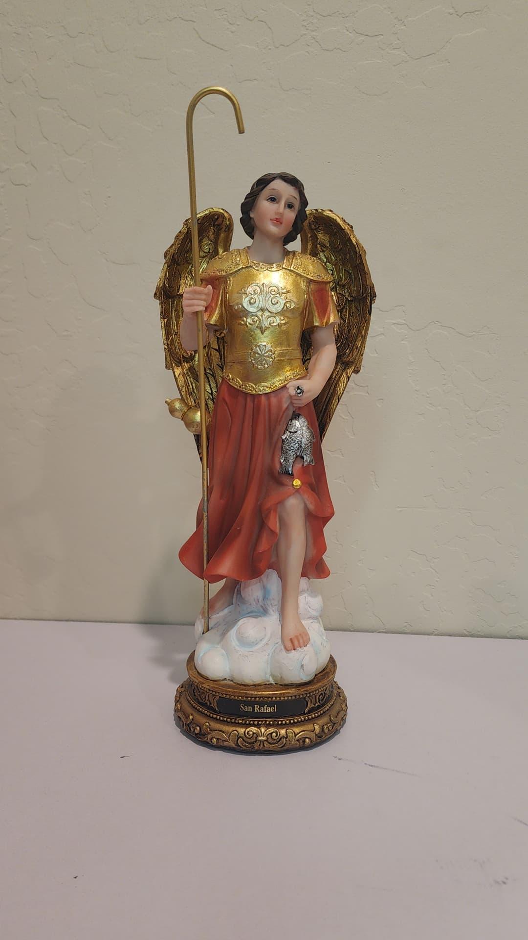 12" San Rafael Arcangel Dorado