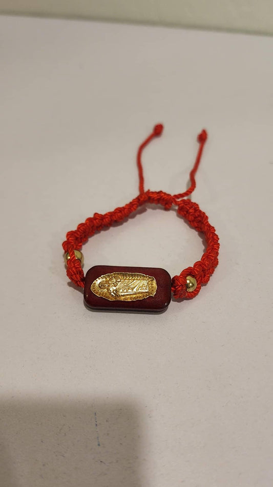 Bracelets/ Pulseras
